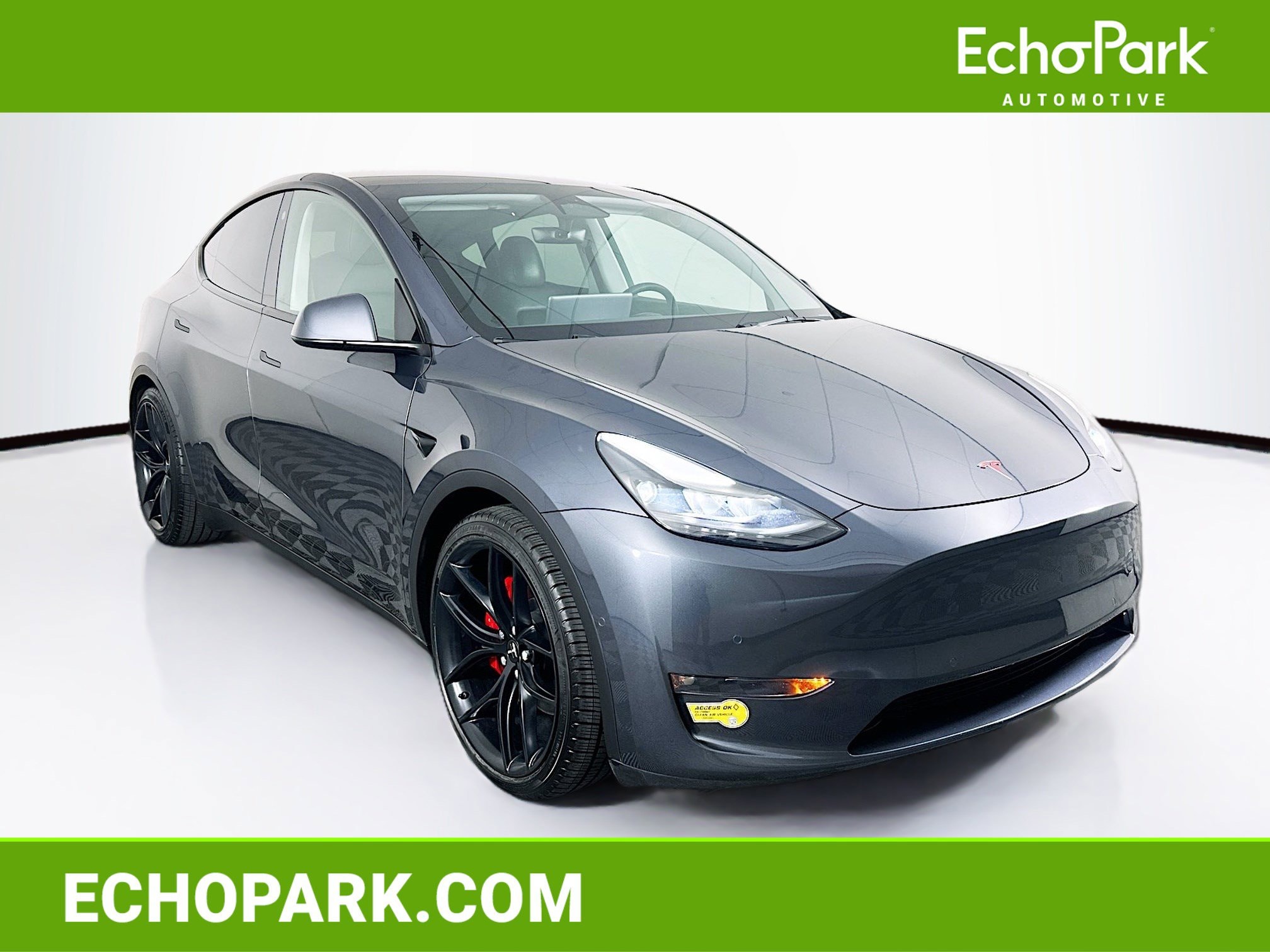 2022 Tesla Model Y Performance Dual Motor All-Wheel Drive's photo