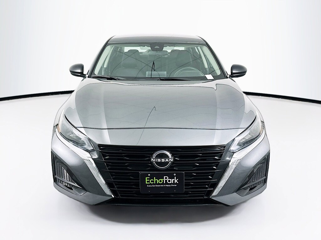 Used 2025 Nissan Altima SV SV FWD