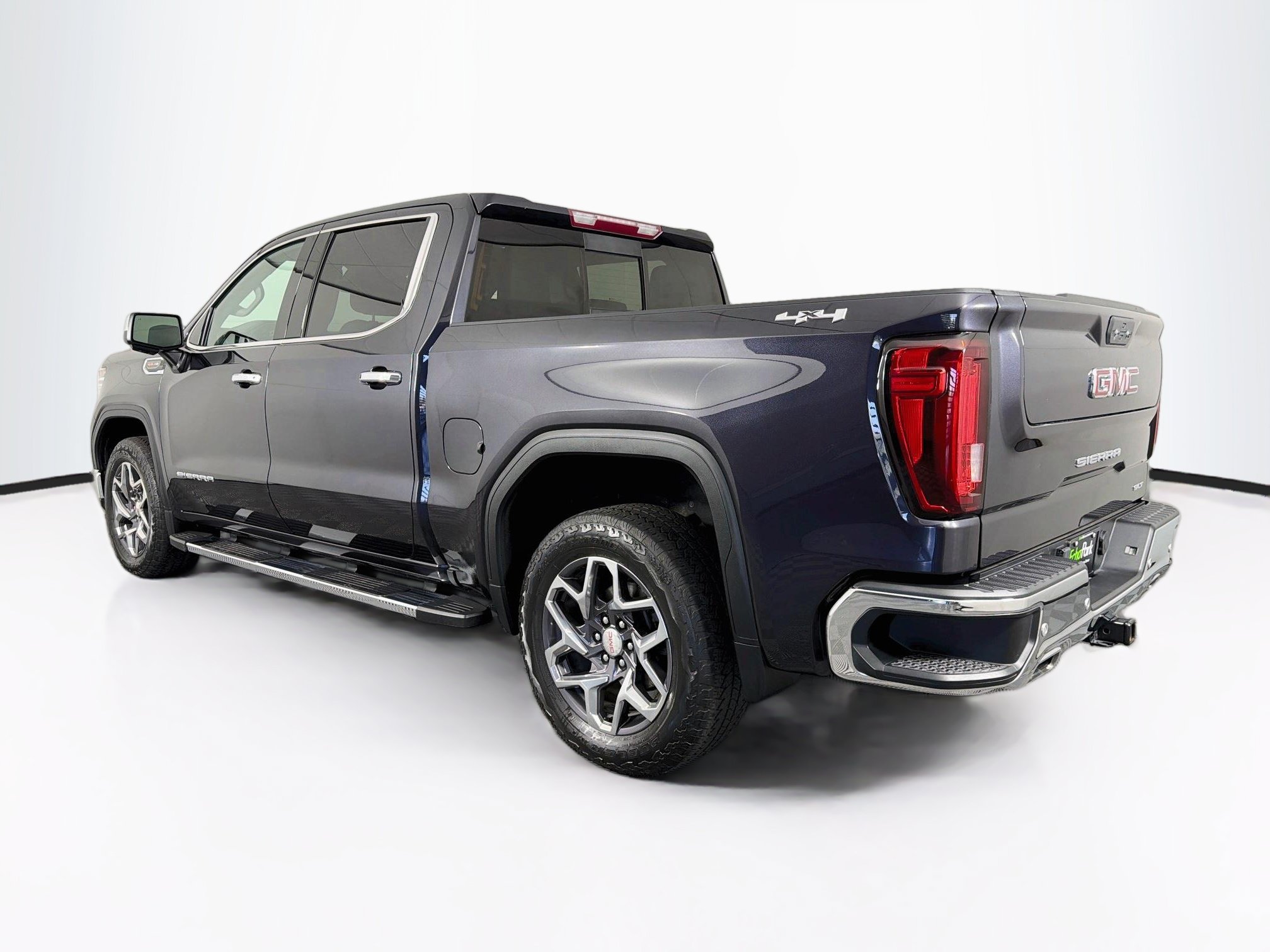 Used 2022 GMC Sierra 1500 SLT 4WD Crew Cab 147 SLT