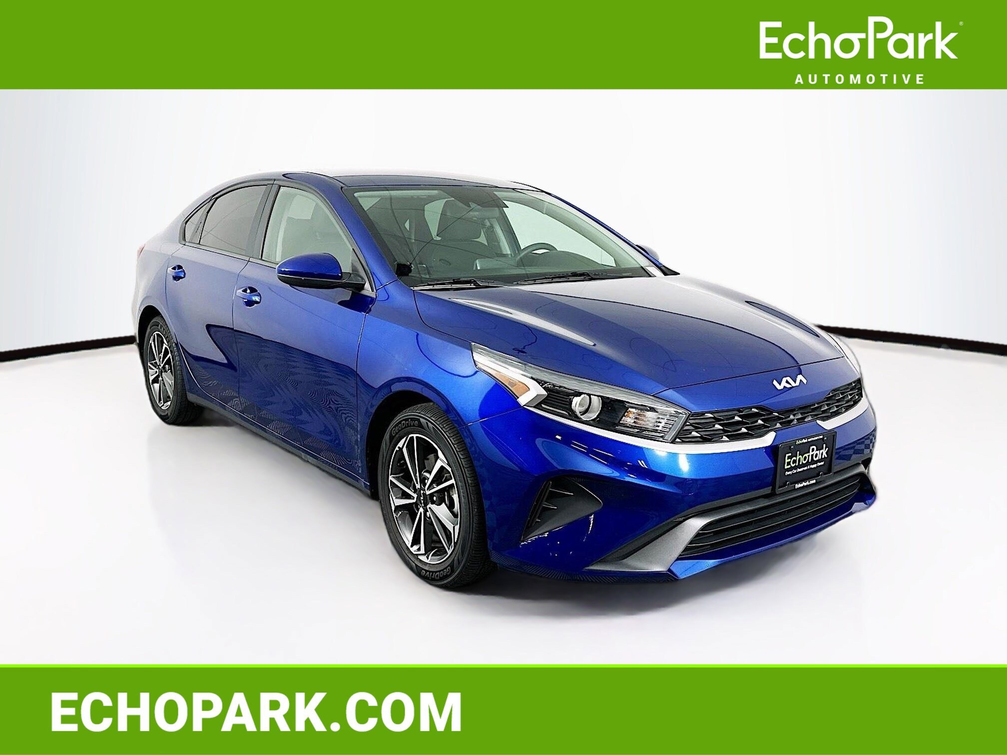 2022 Kia Forte LXS AT's photo