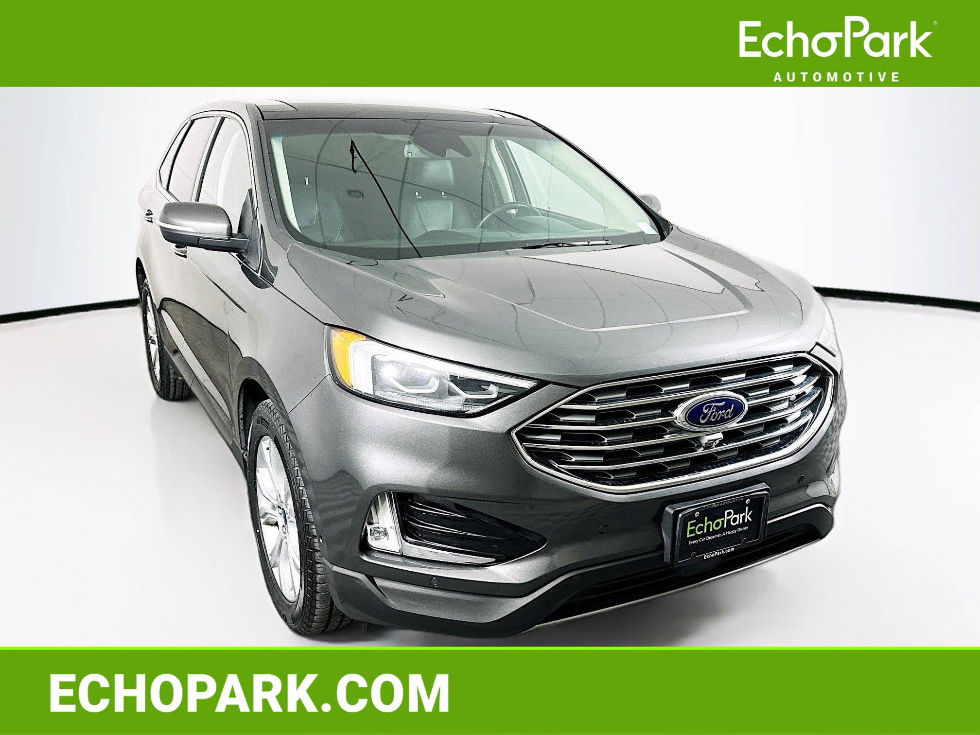2020 Ford Edge Titanium's photo