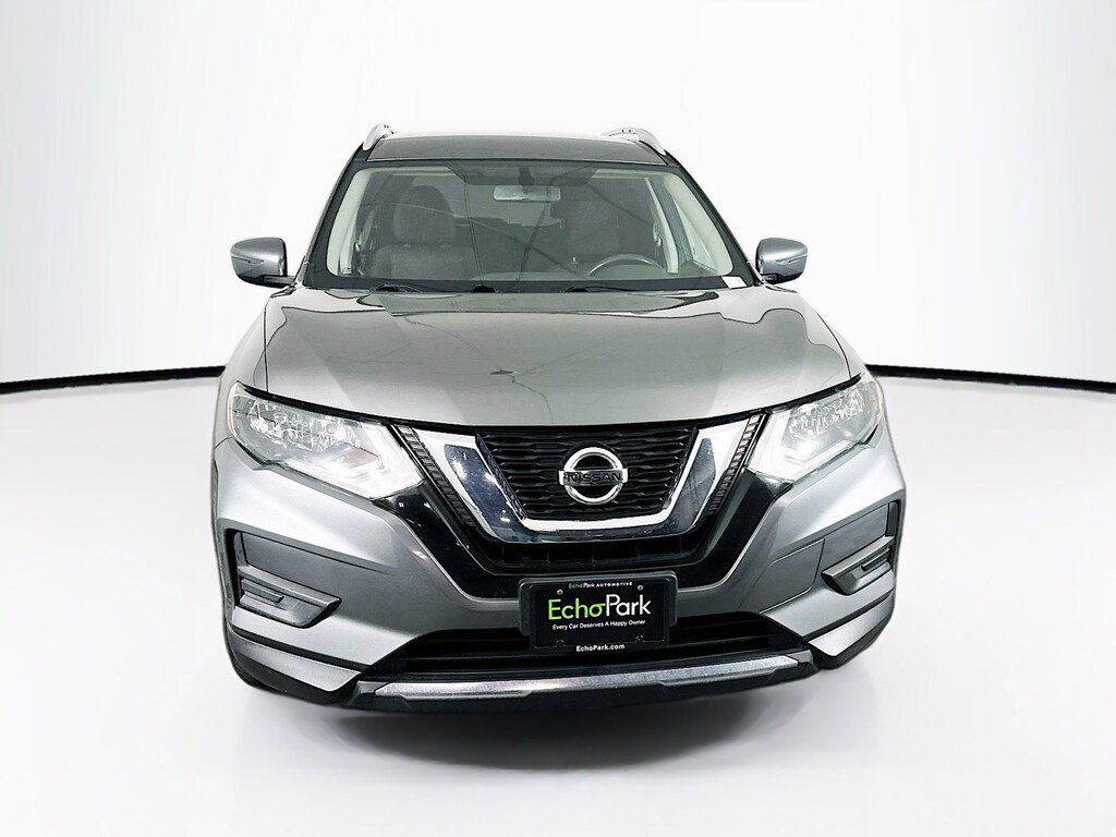 Used 2017 Nissan Rogue SV FWD SV