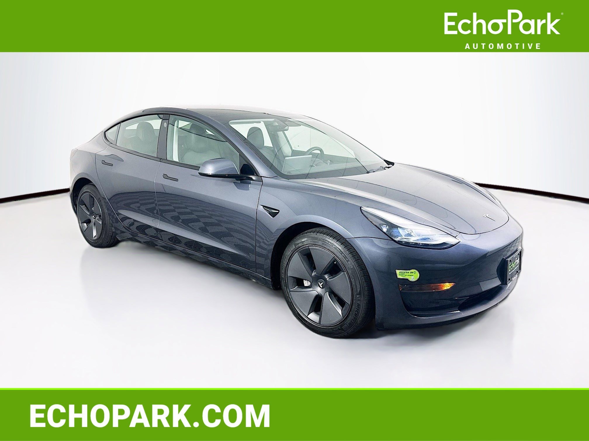 2023 Tesla Model 3 -'s photo