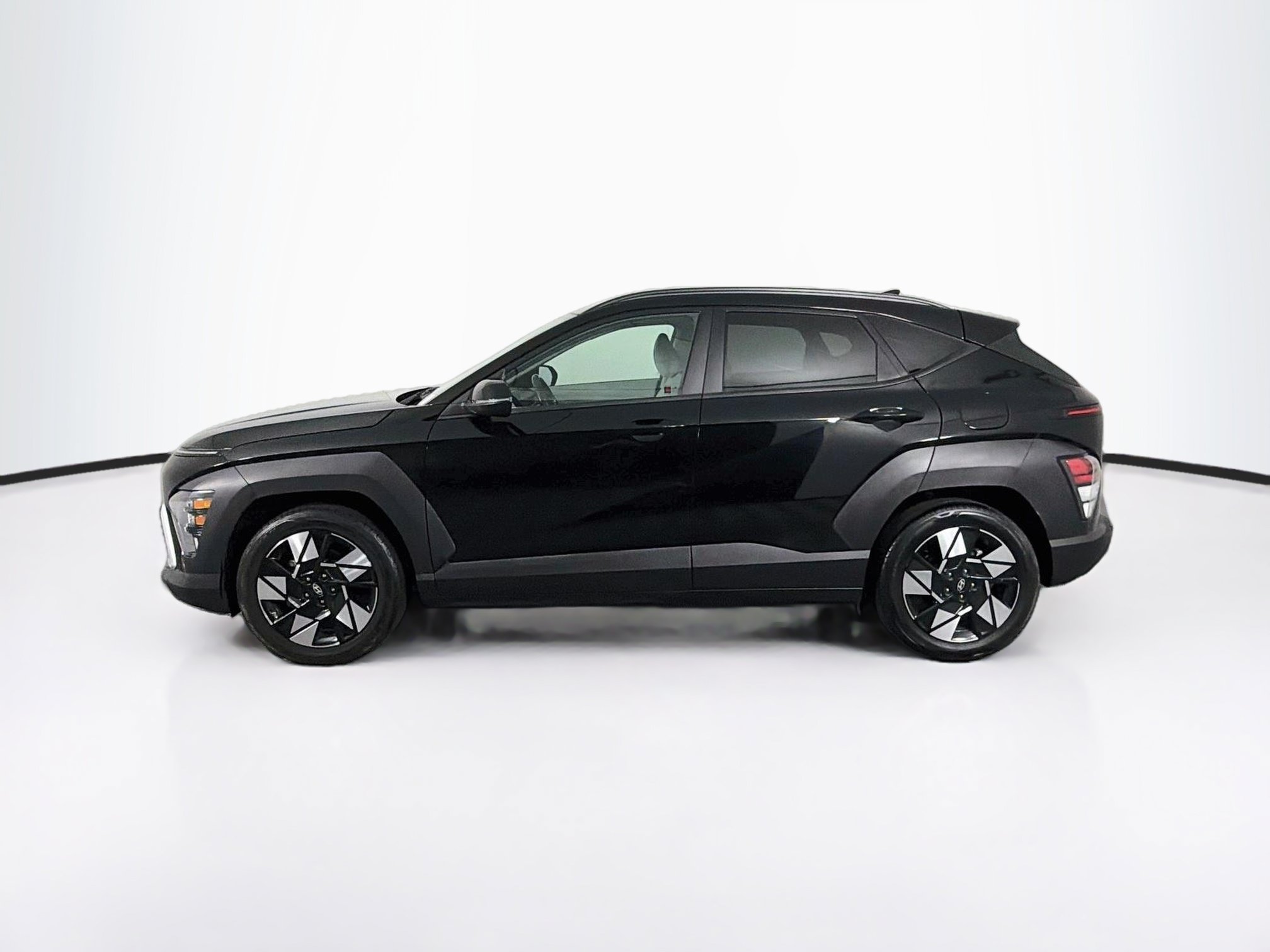Used 2025 Hyundai Kona SEL SEL FWD