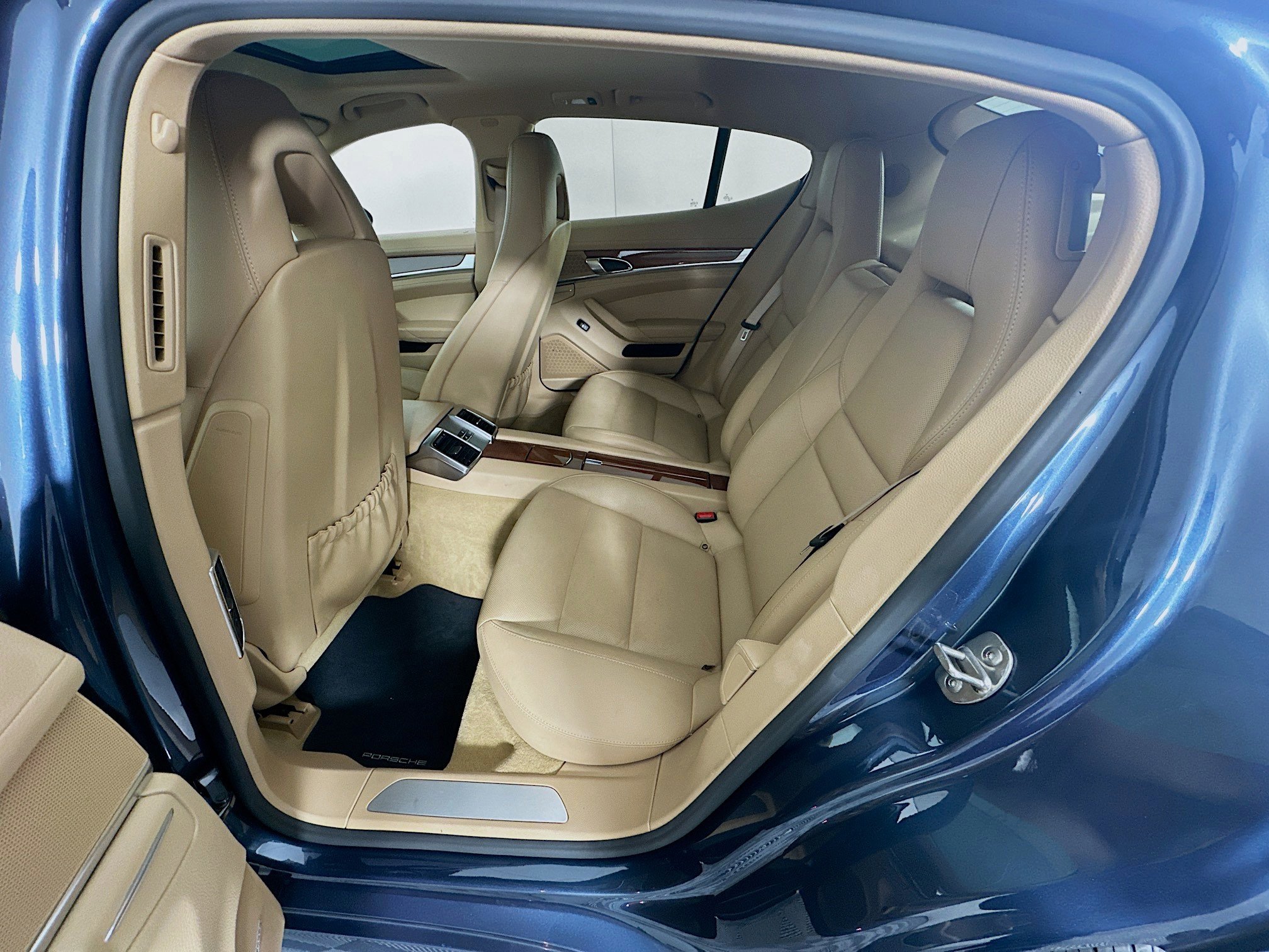2014 Porsche Panamera S - Photo 24