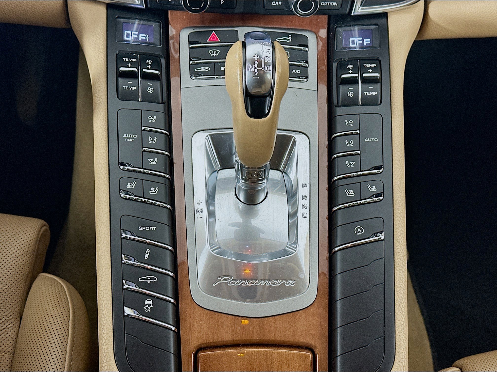 2014 Porsche Panamera S - Photo 19