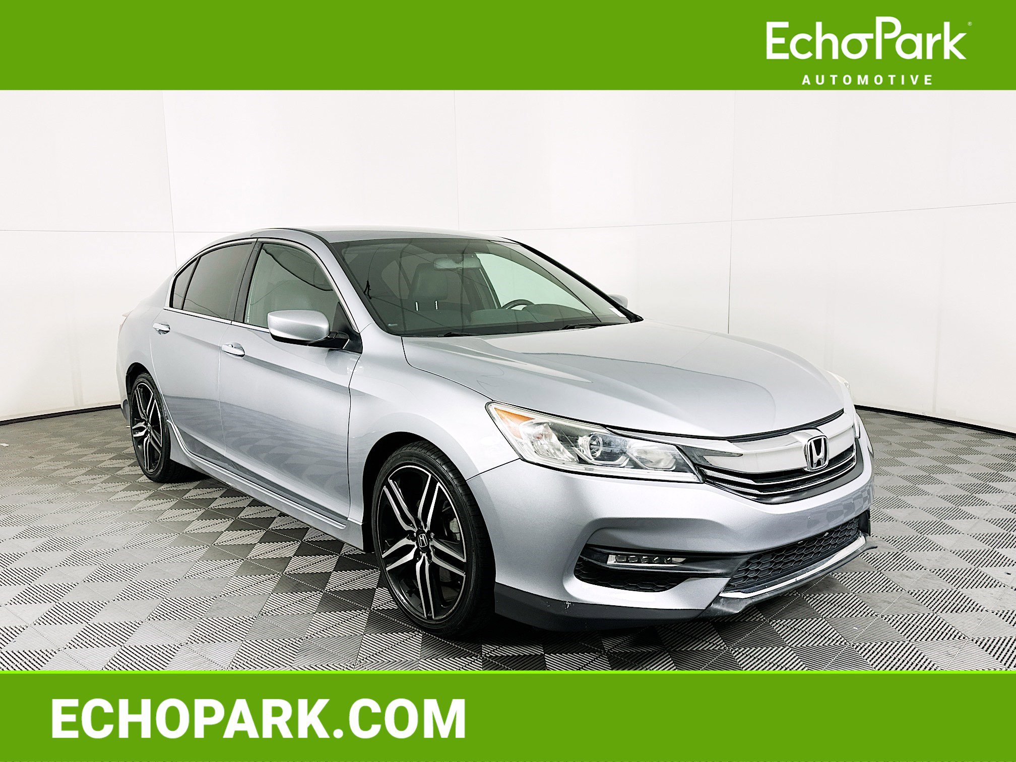 2017 Honda Accord Sport CVT PZEV's photo
