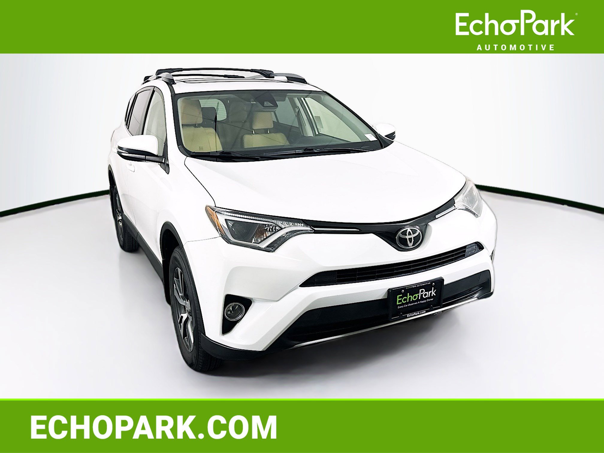 2017 Toyota RAV4 XLE's photo