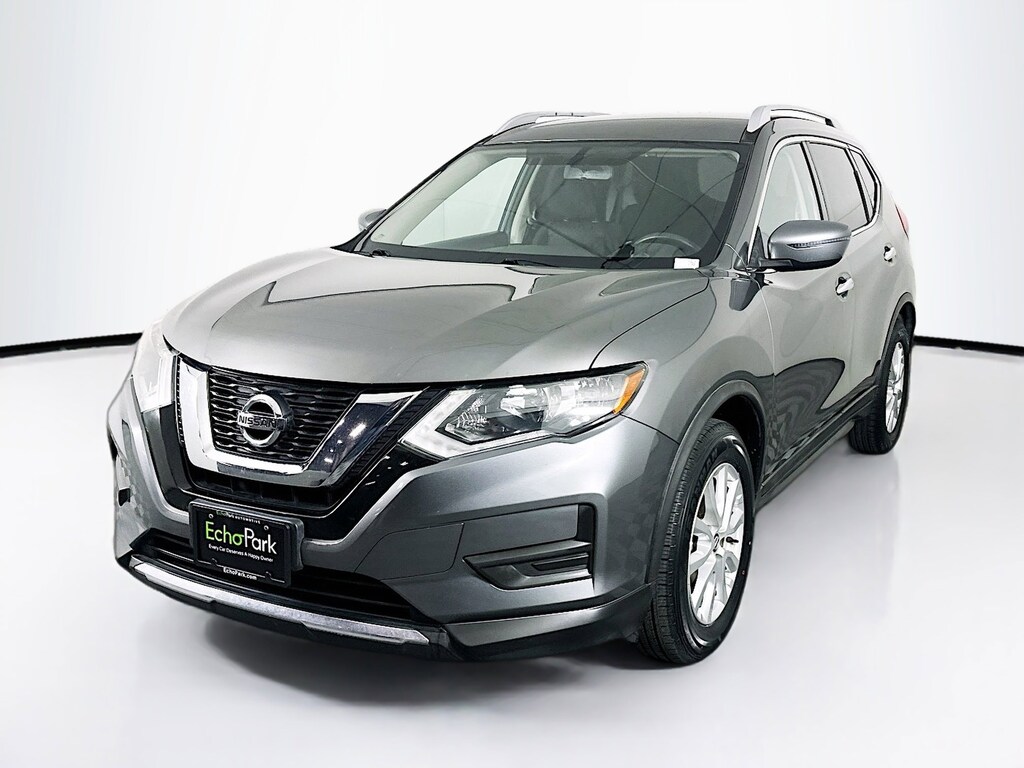 Used 2017 Nissan Rogue SV FWD SV