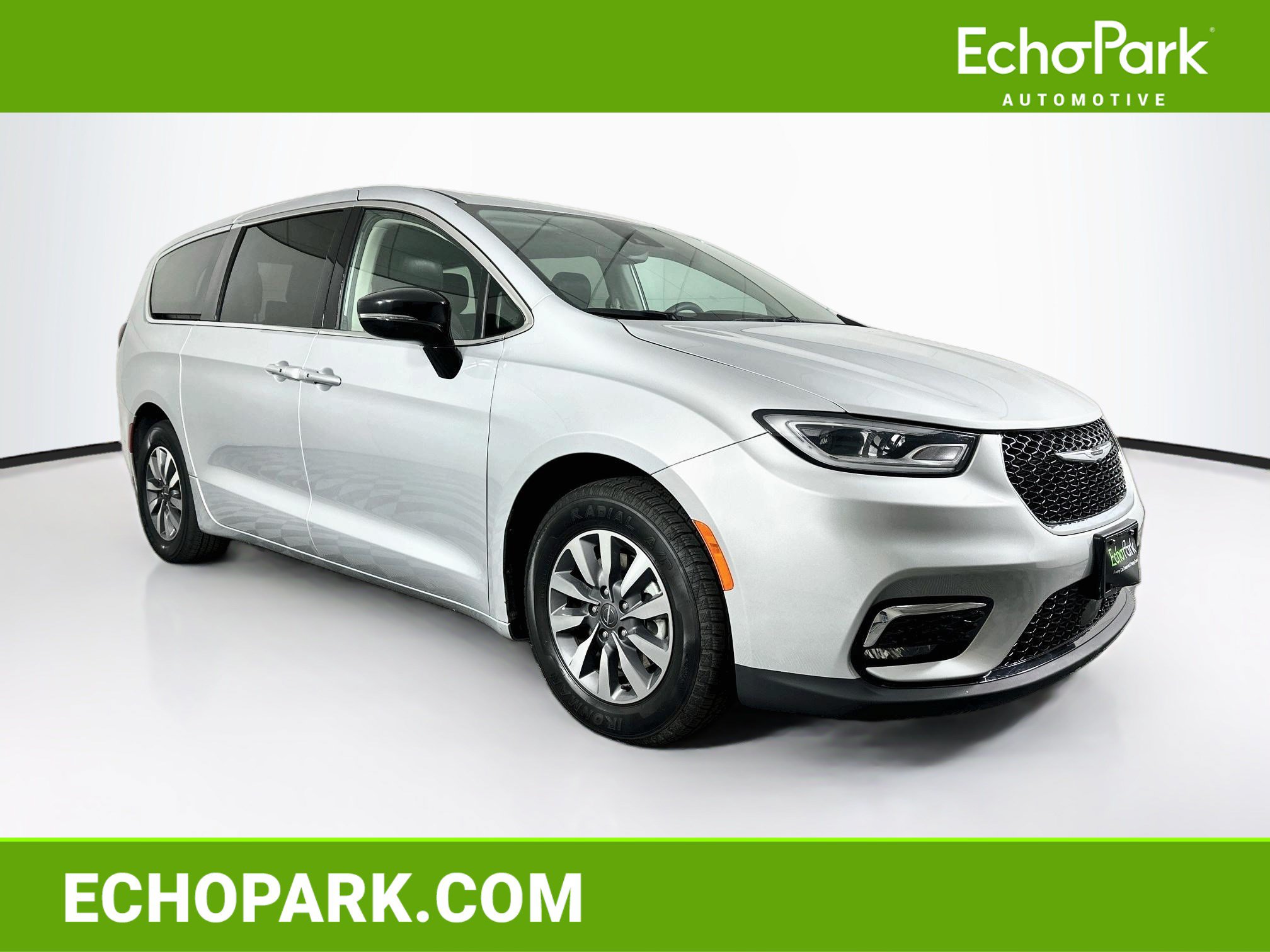 Chrysler Pacifica