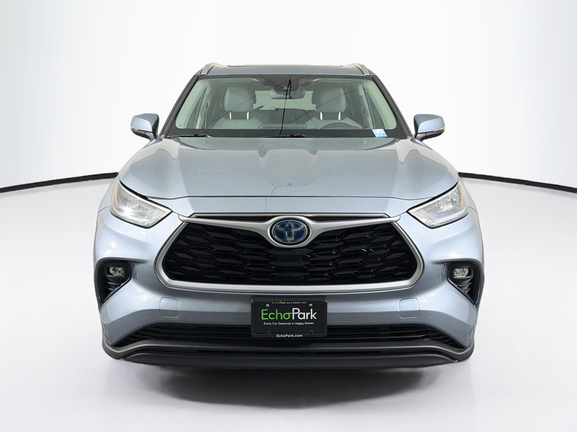 Used 2020 Toyota Highlander Hybrid XLE Hybrid XLE AWD