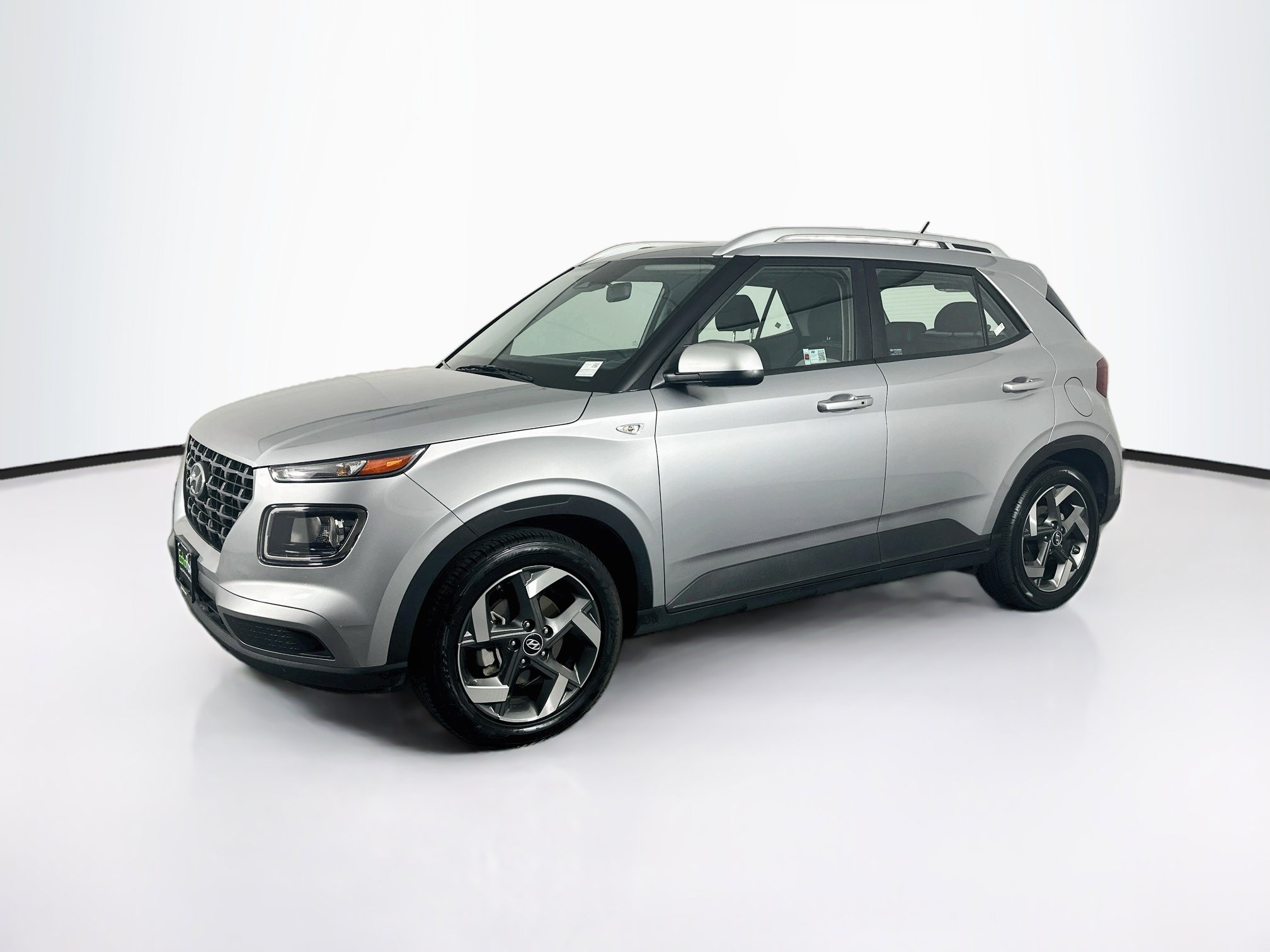 Used 2025 Hyundai Venue SEL SEL IVT
