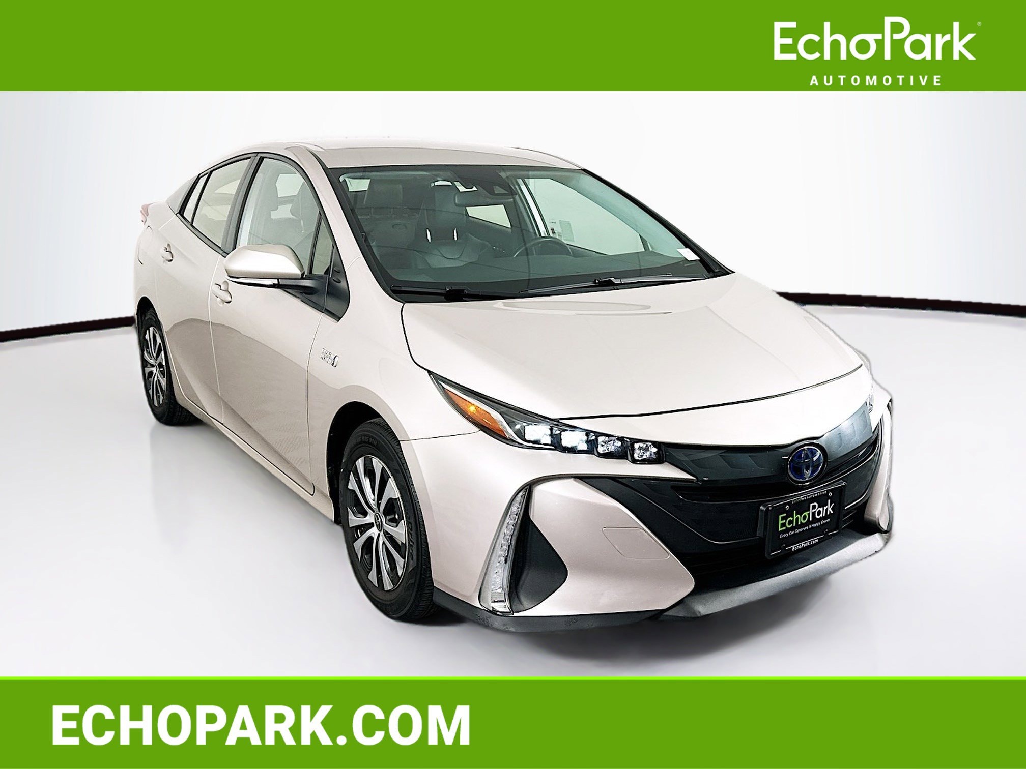 2021 Toyota Prius Prime XLE's photo