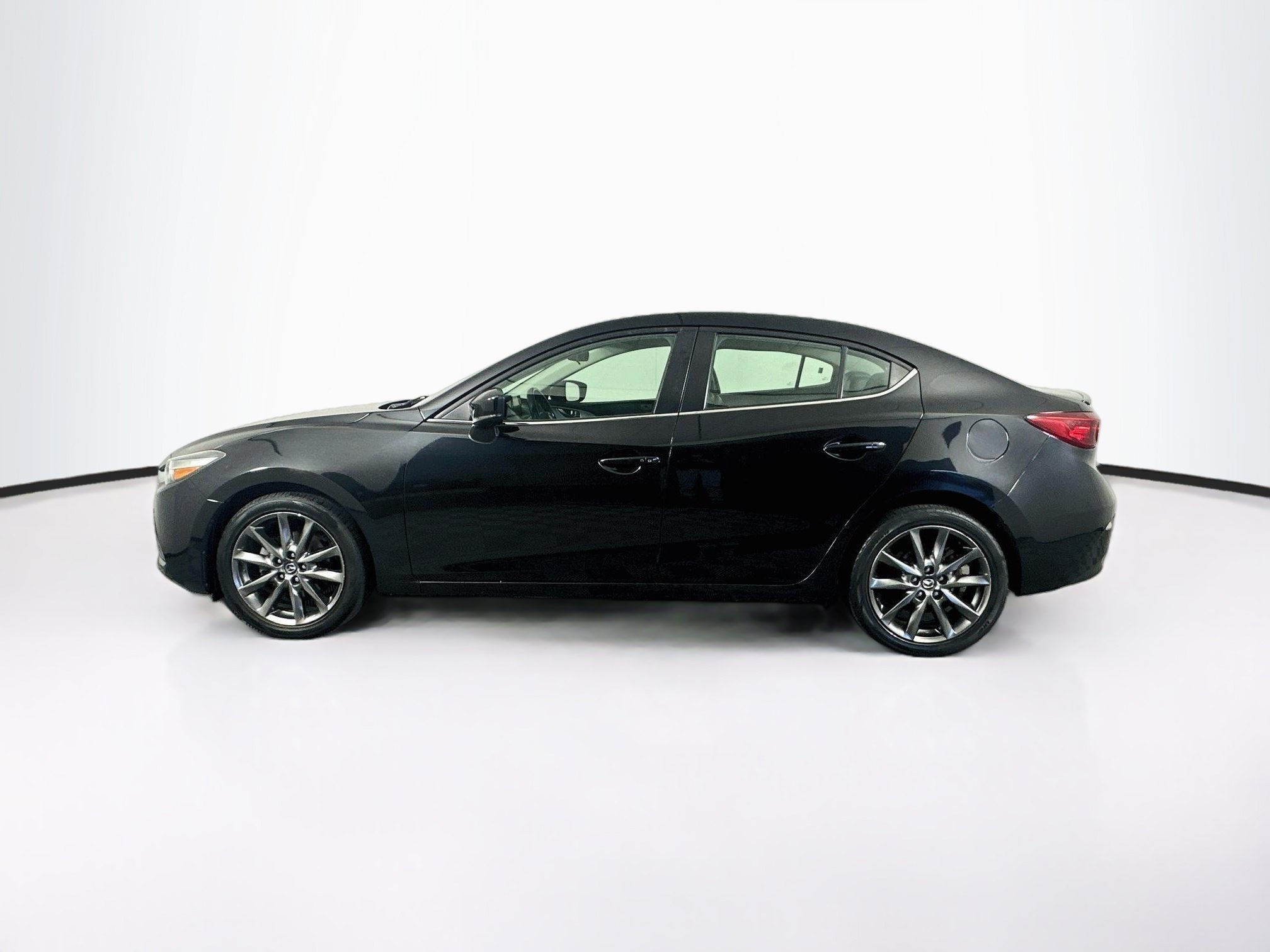 Used 2018 Mazda Mazda3 4-Door Touring Touring Auto