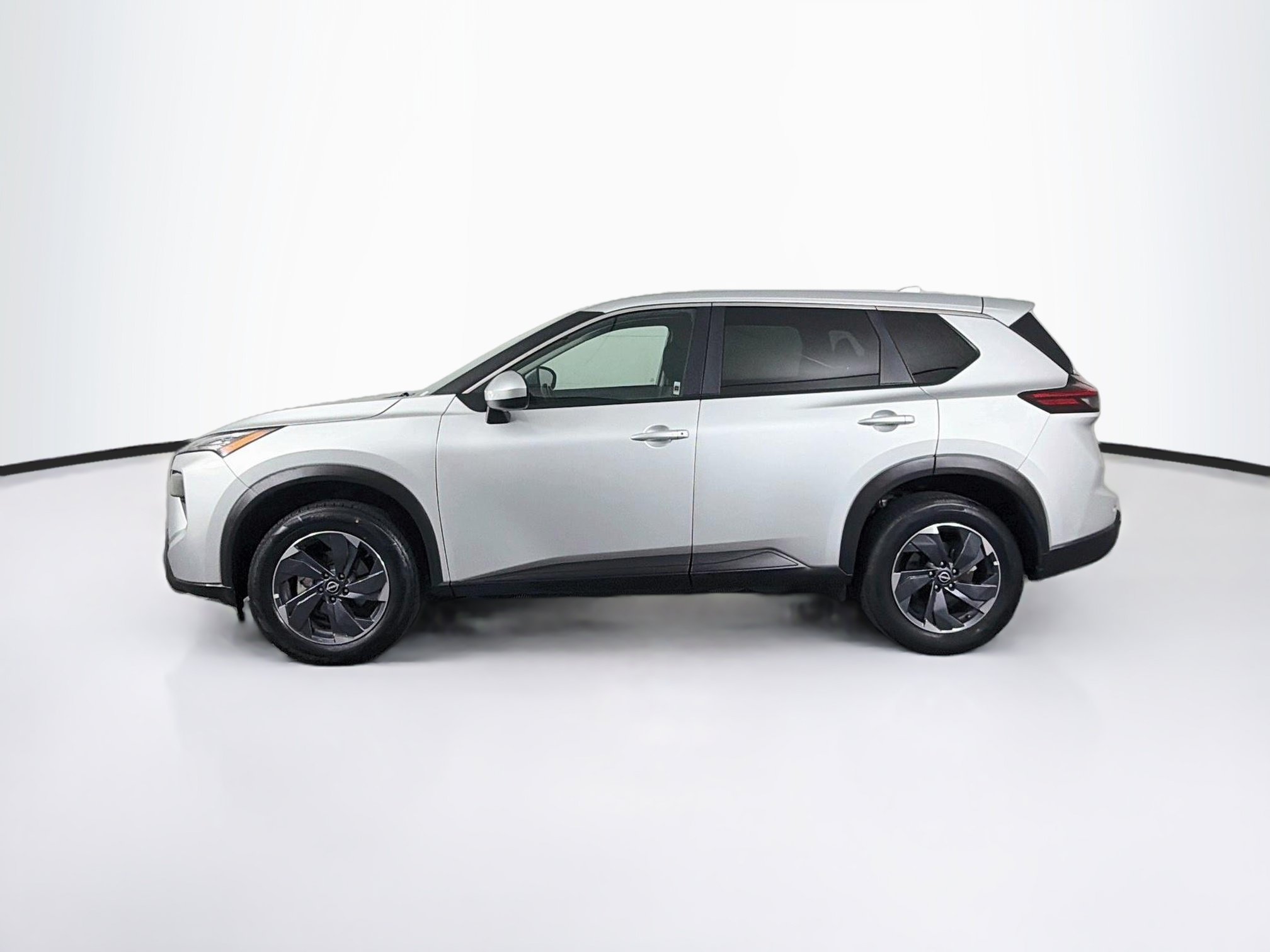 Used 2025 Nissan Rogue SV FWD SV