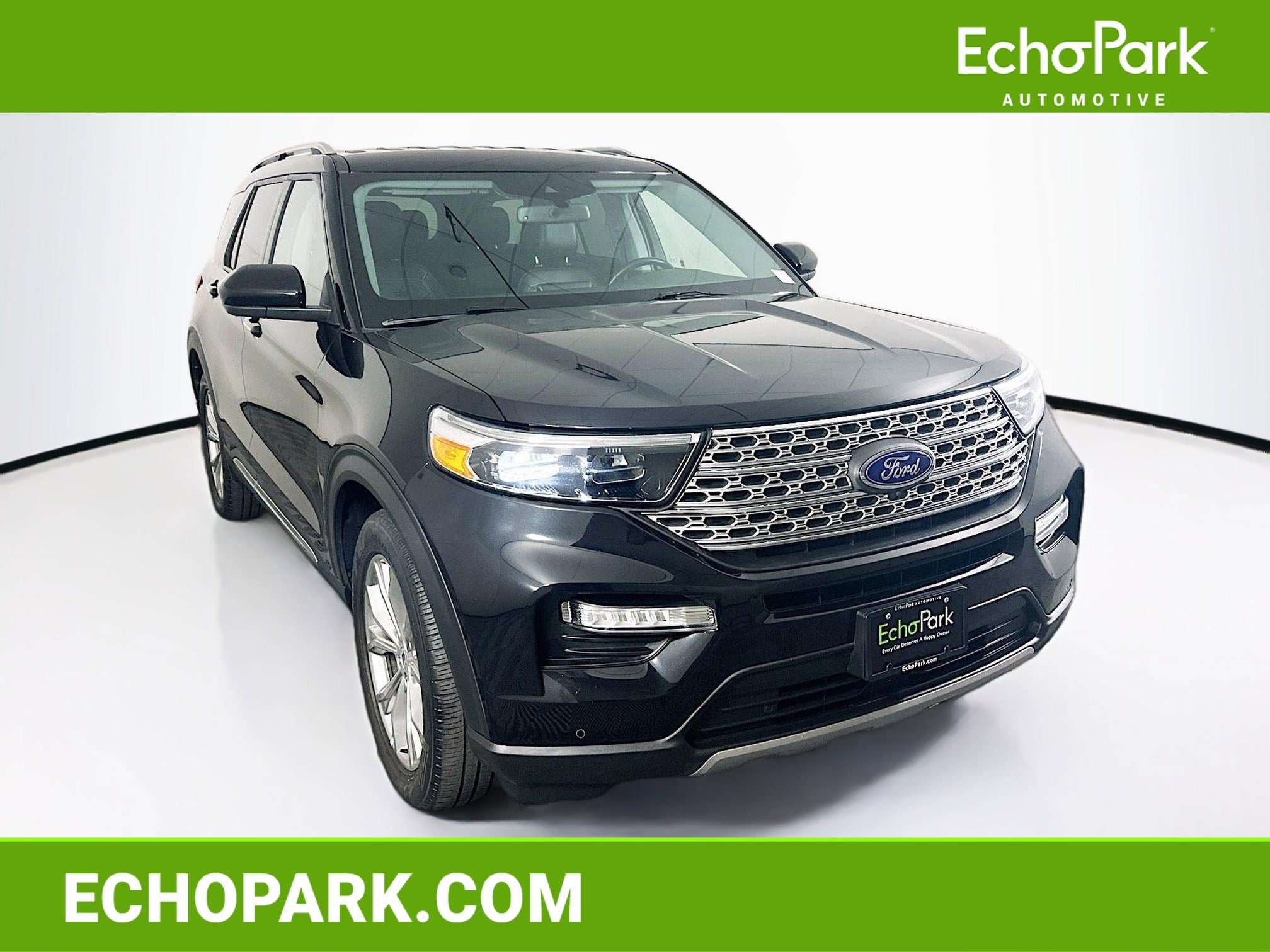 2023 Ford Explorer Limited RWD's photo