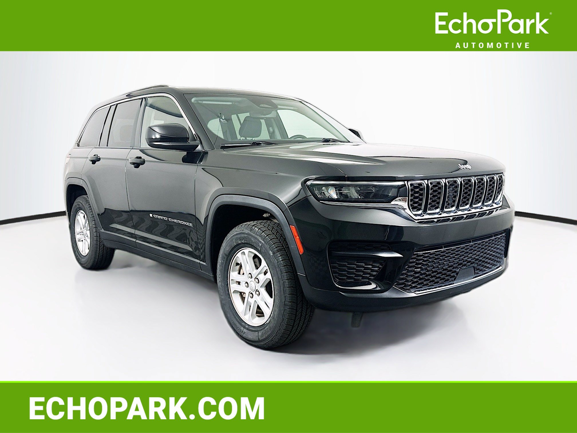Used 2022 Jeep Grand Cherokee Laredo Laredo 4x4