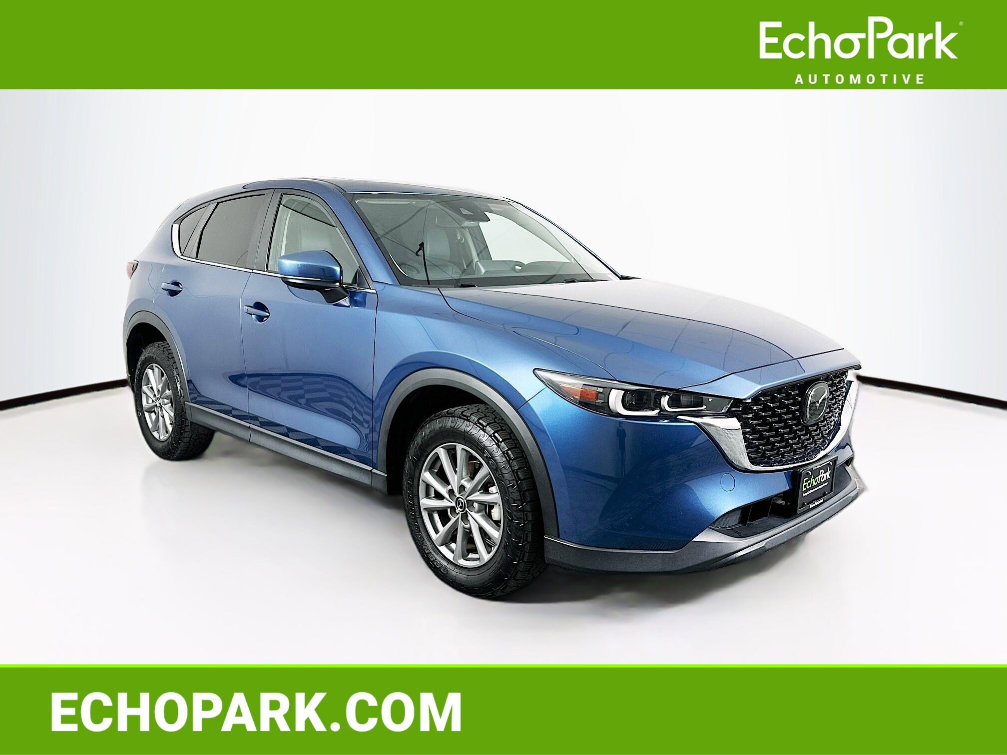 2023 Mazda CX-5 S Preferred package Auto AWD's photo