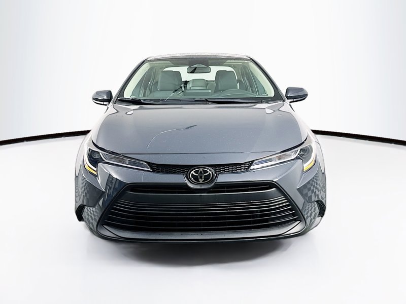Used 2024 Toyota Corolla LE with VIN 5YFB4MDE4RP083431 for sale in Northfield, Minnesota