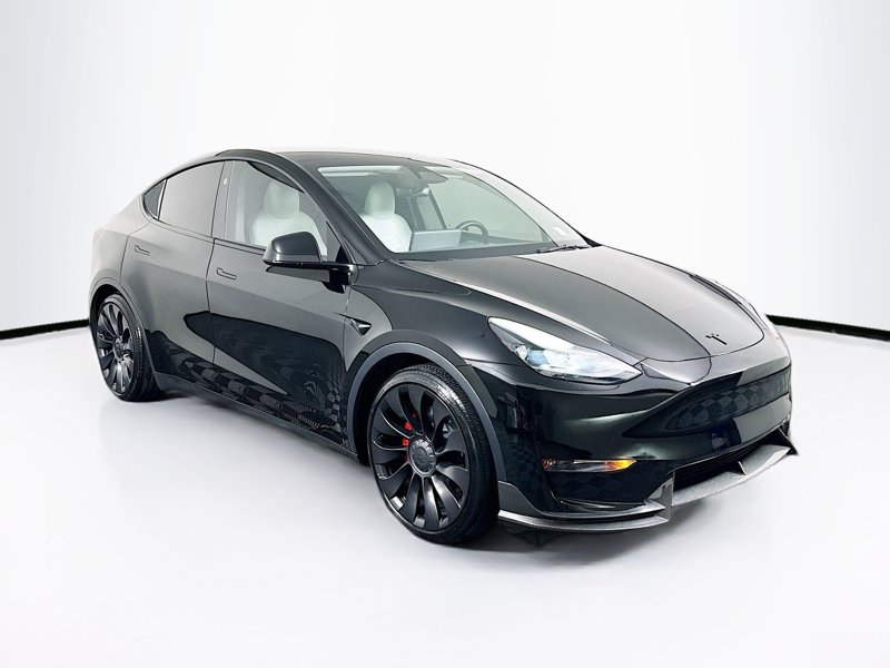 2025 Tesla Model Y Performance Dual Motor All-Wheel Drive's photo