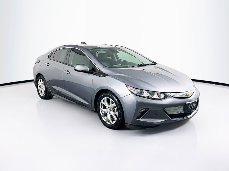 2018 Chevrolet Volt Premier's photo