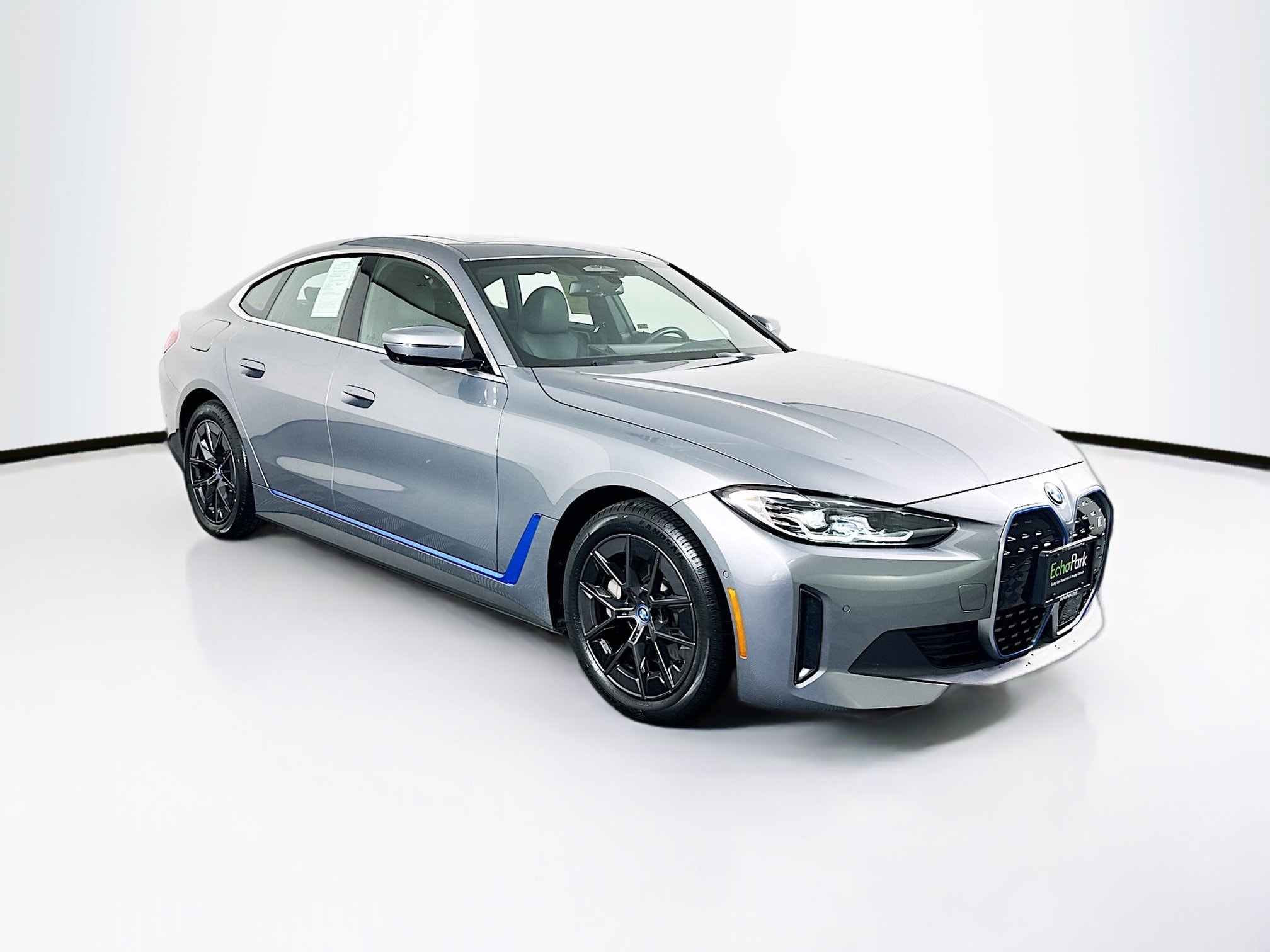 2024 BMW i4 eDrive40's photo