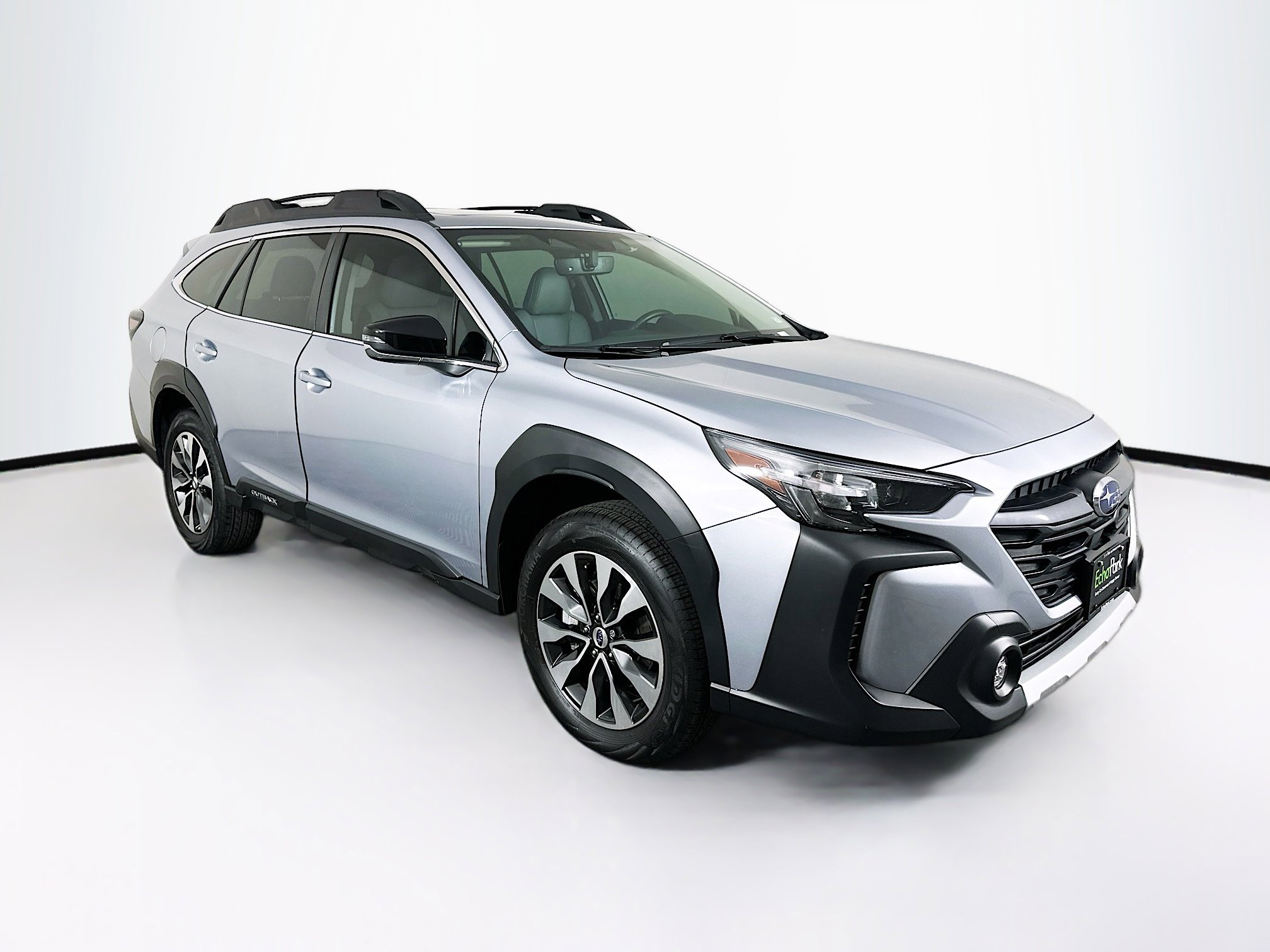 2025 Subaru Outback Limited's photo