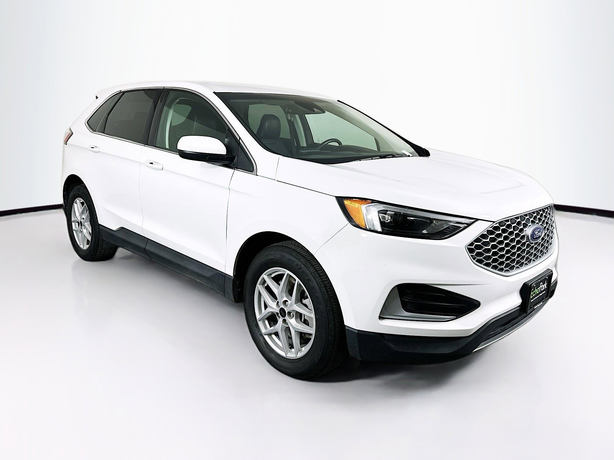 2024 Ford Edge SEL's photo
