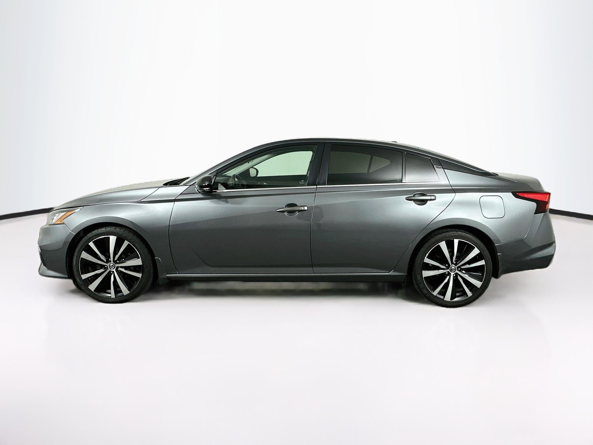 Used 2022 Nissan Altima 2.0 SR Sedan