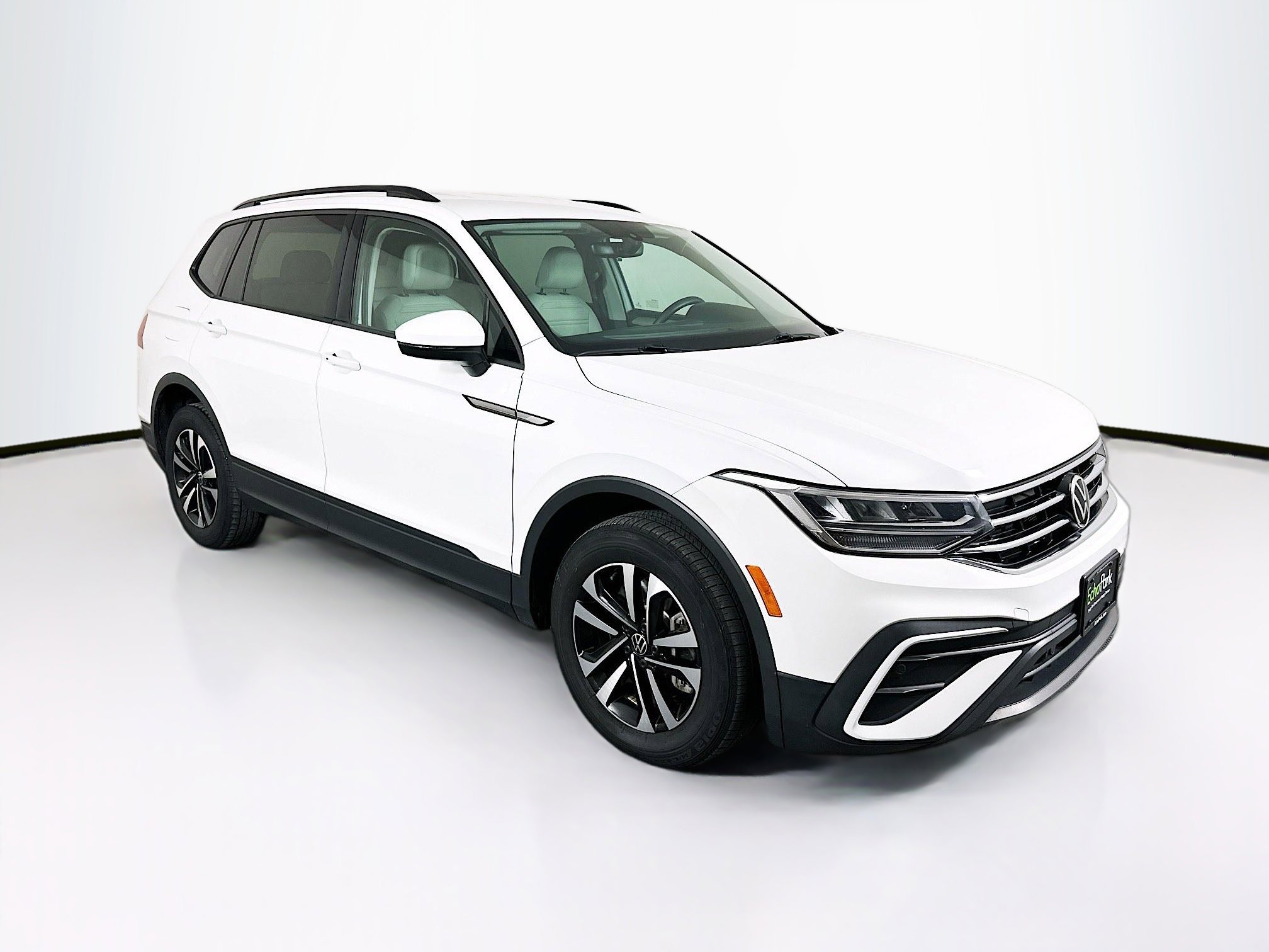 2023 Volkswagen Tiguan 2.0T S's photo