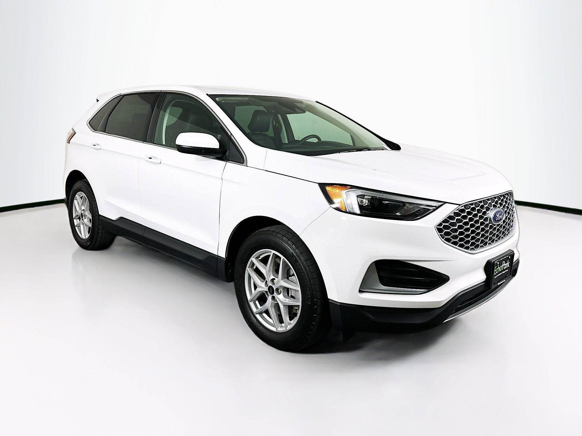2024 Ford Edge SEL's photo