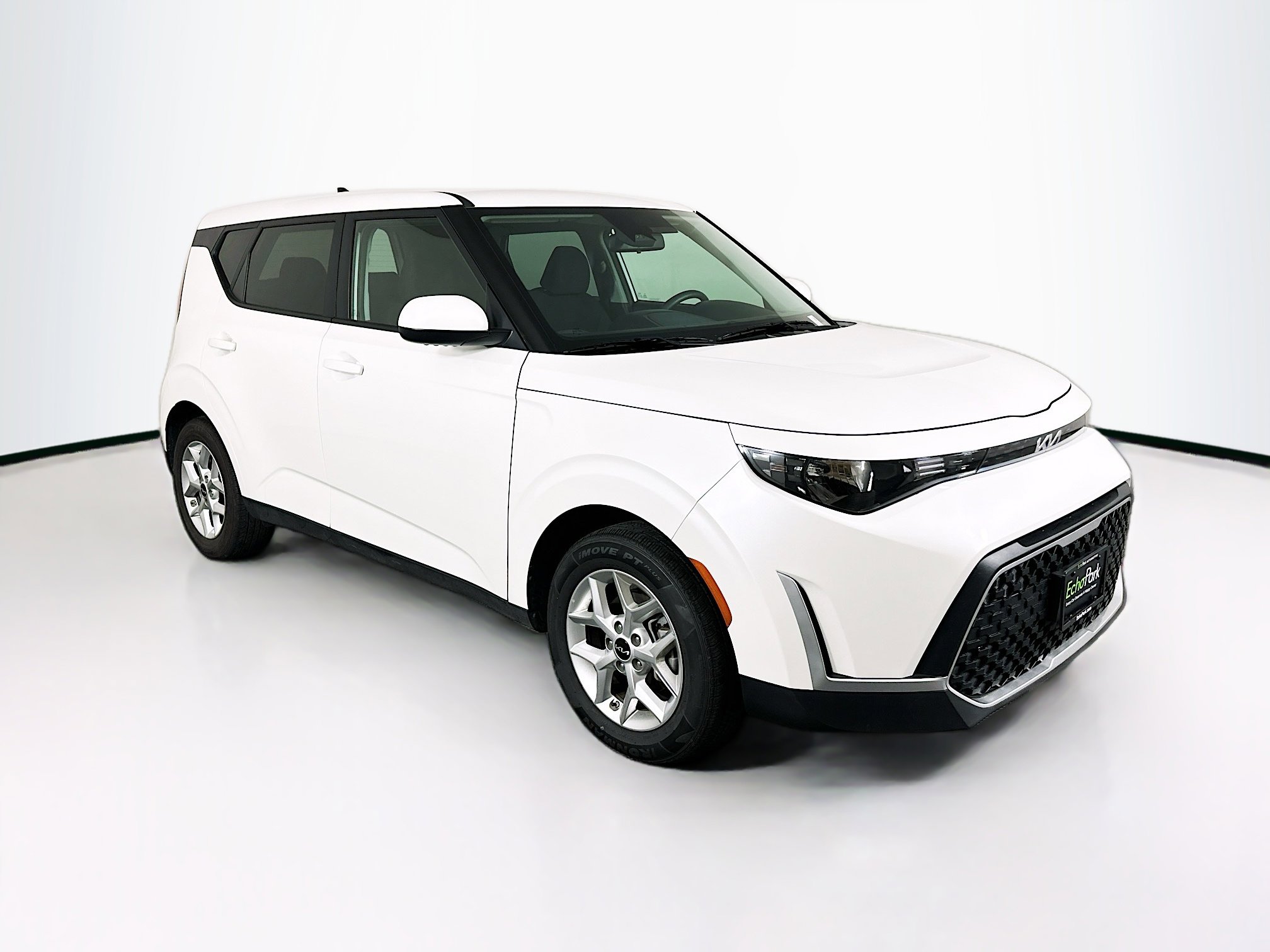 2025 Kia Soul 2.0L LX IVT's photo