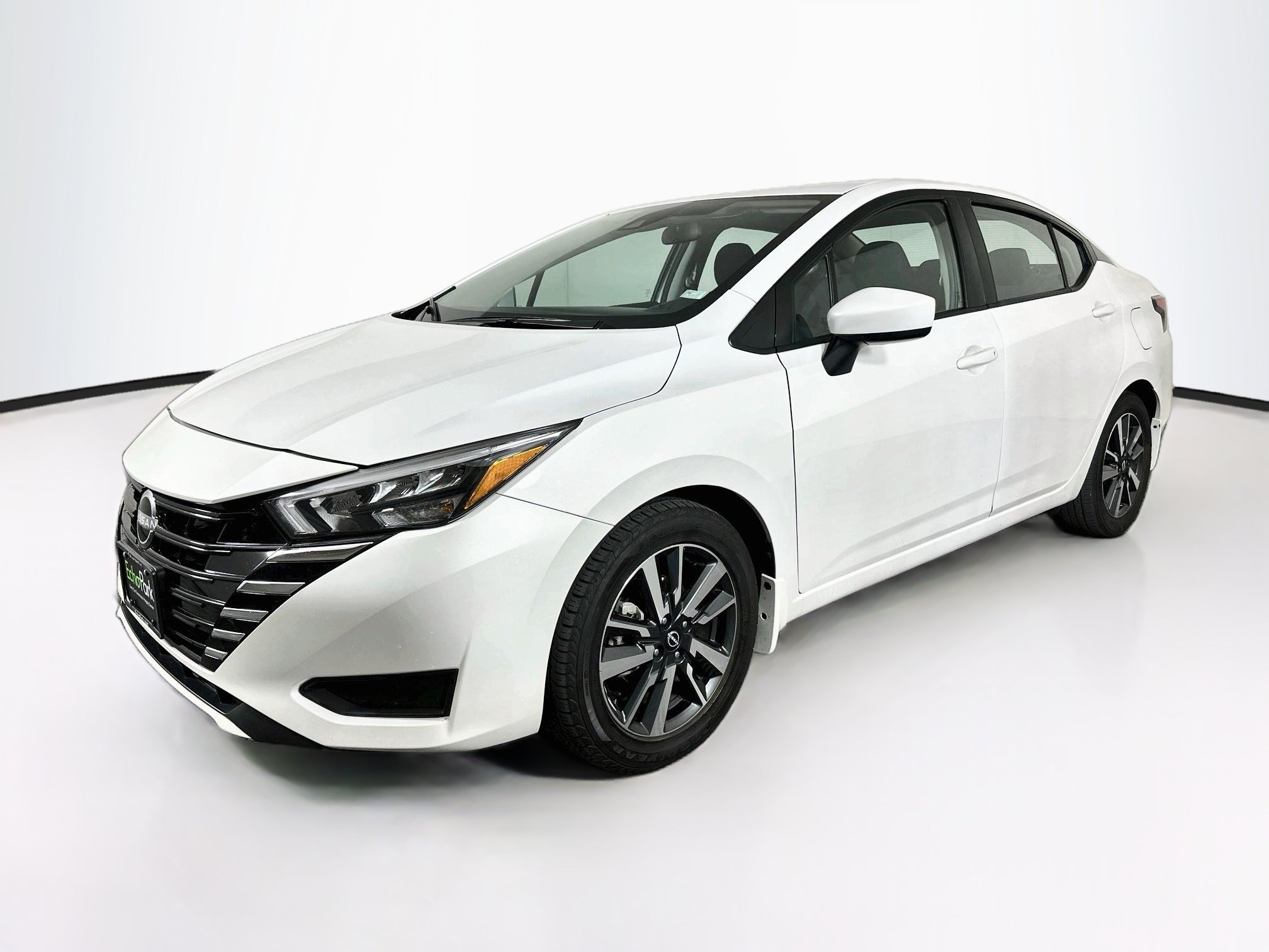 Used 2025 Nissan Versa SV SV CVT