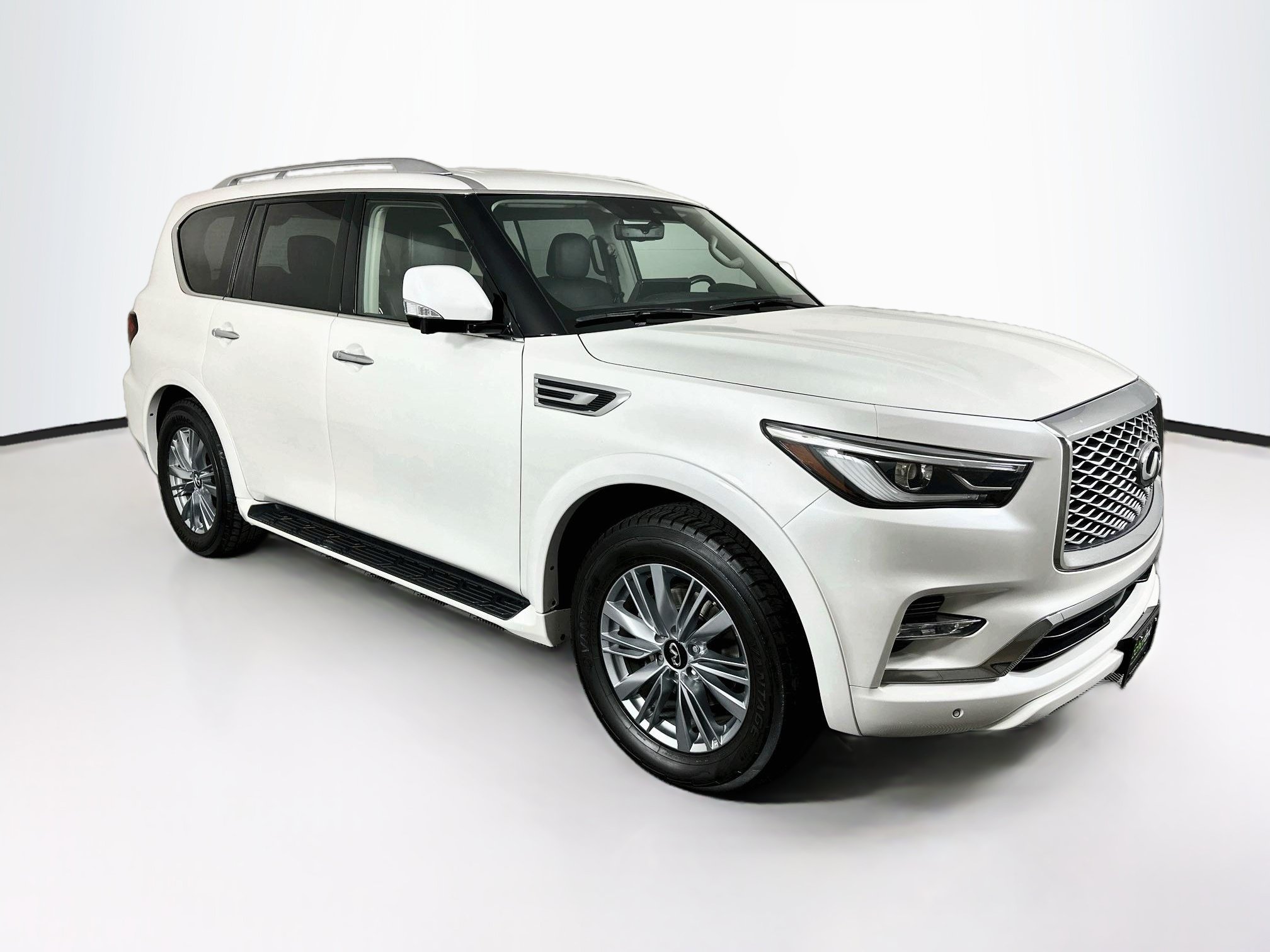  INFINITI QX80