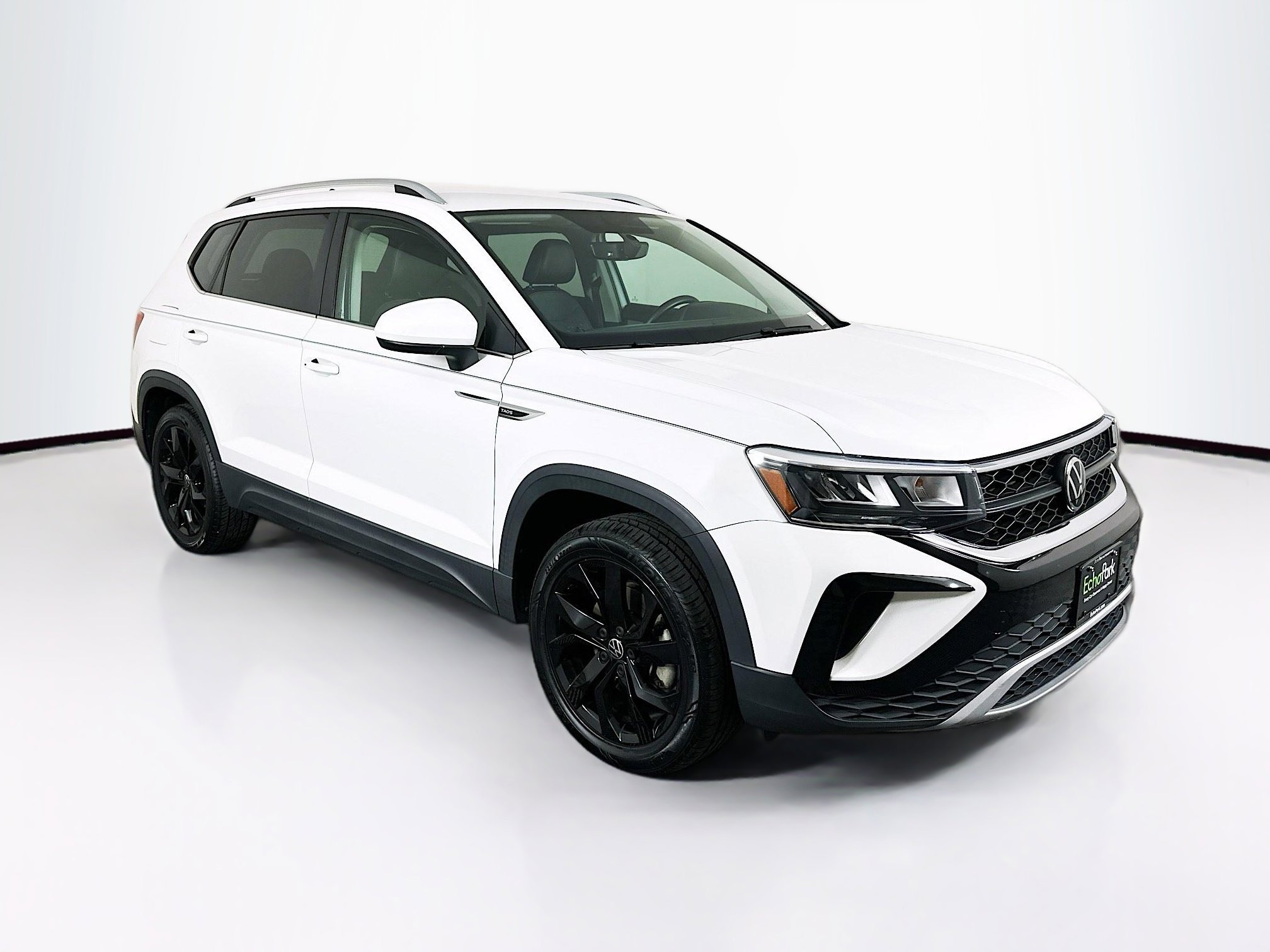 2022 Volkswagen Taos 1.5T SE 4Motion's photo