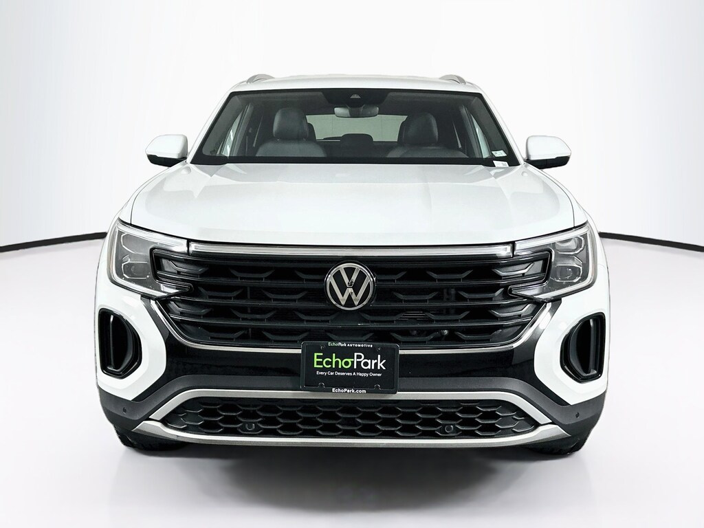 Used 2025 Volkswagen Atlas Cross Sport 2.0T SE w/Technology 2.0T SE w/Technology FWD