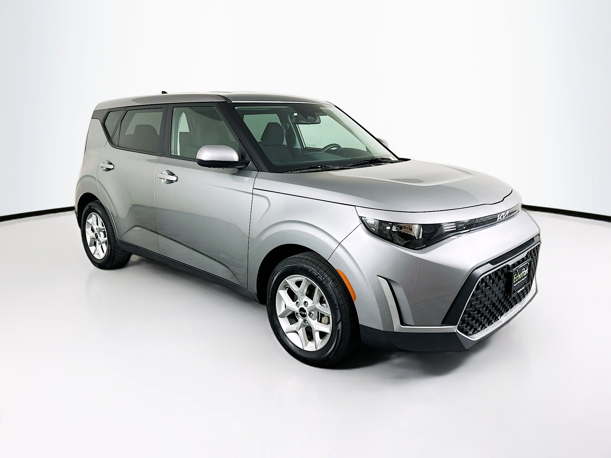 2025 Kia Soul 2.0L LX IVT's photo