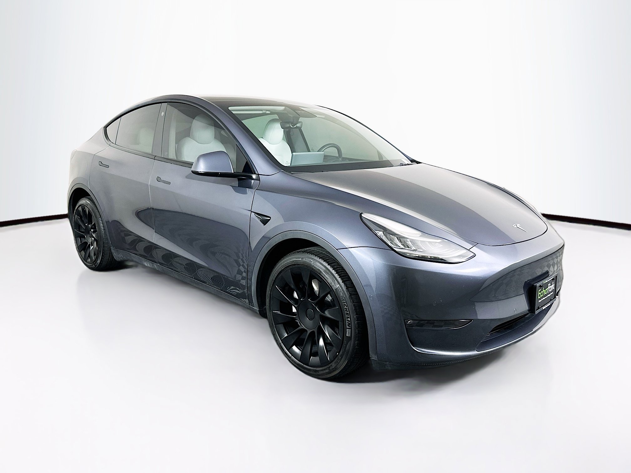 2022 Tesla Model Y Long Range Dual Motor All-Wheel Drive's photo