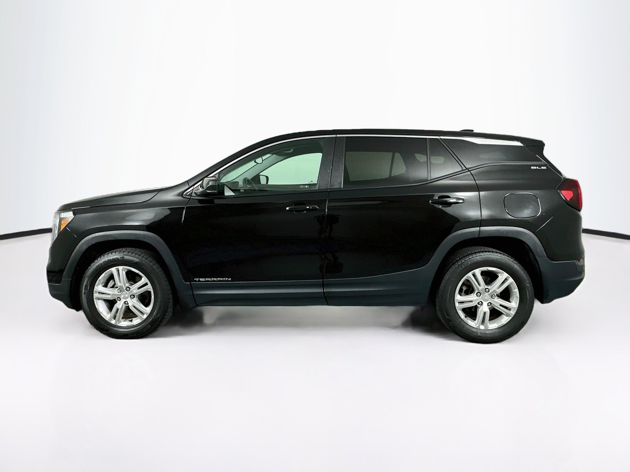 Used 2024 GMC Terrain SLE AWD SLE
