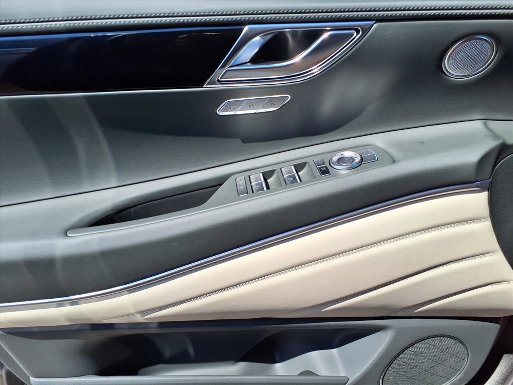 2026 GENESIS GV80 Standard - Photo 13