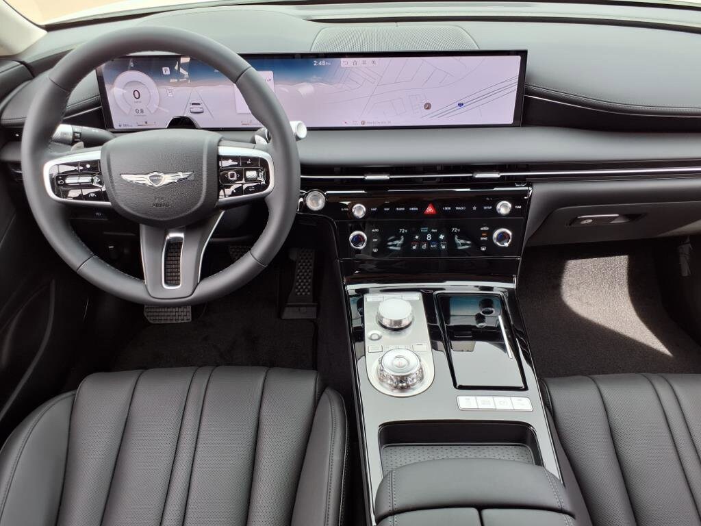 2025 Genesis G80 2.5T photo 3