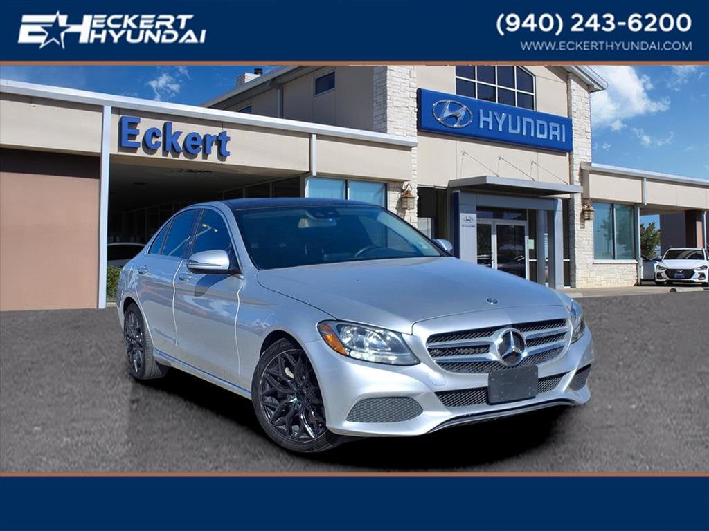 2016 Mercedes-Benz C-Class C300's photo