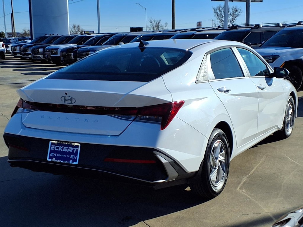 Certified 2026 Hyundai Elantra SE Sedan