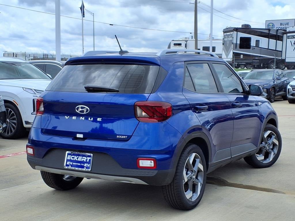 Used 2025 Hyundai Venue Limited SUV