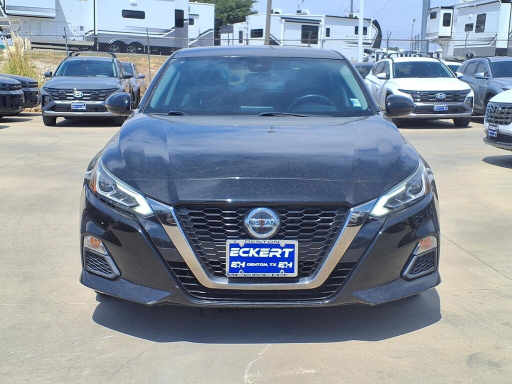 Used 2020 Nissan Altima 2.5 SR Sedan