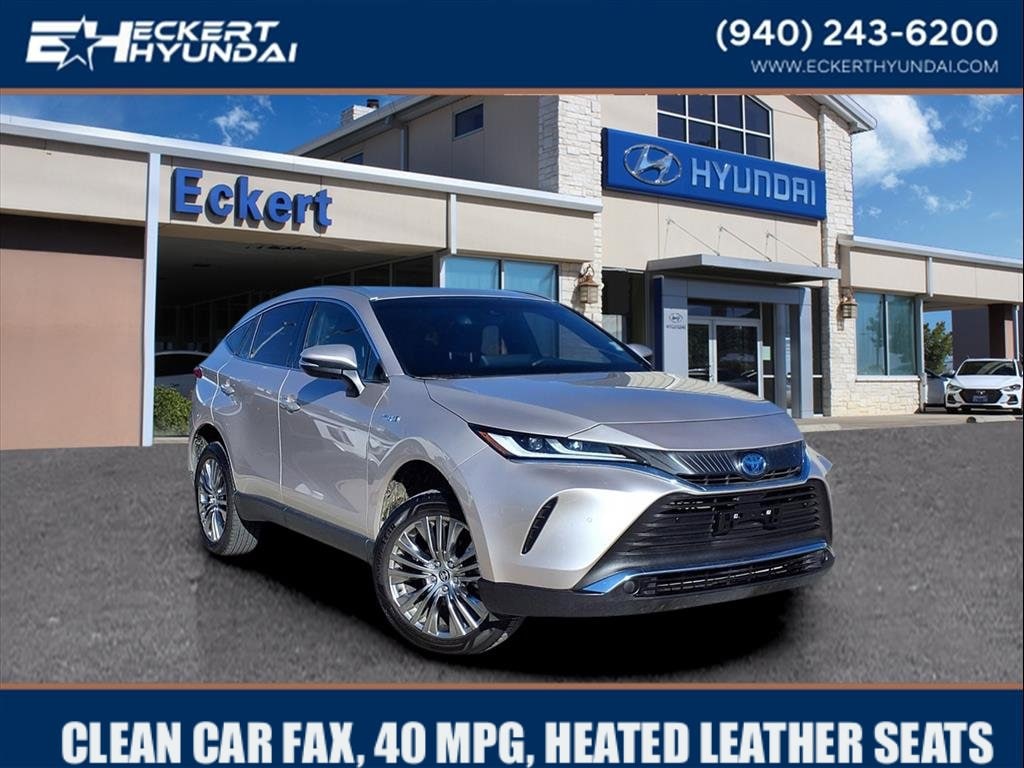 2021 Toyota Venza XLE's photo