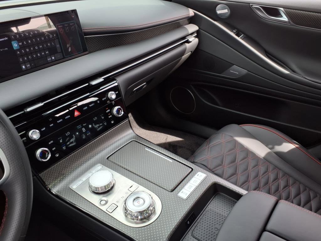 2025 GENESIS G80 Sport Prestige - Photo 12