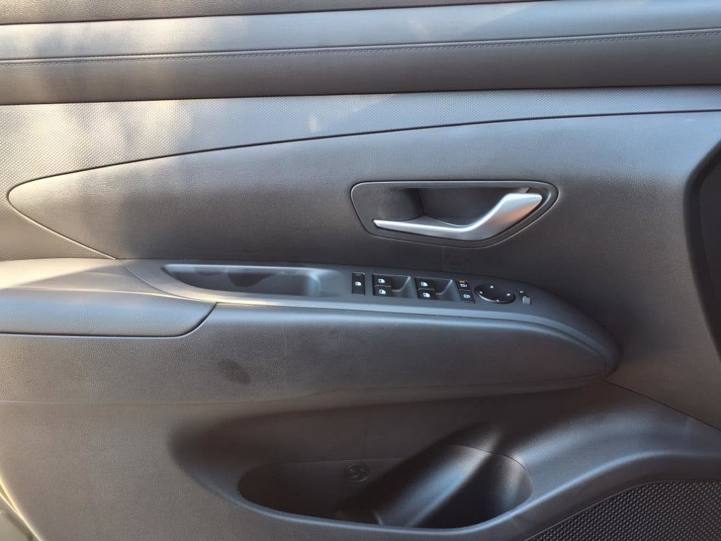 2025 Hyundai Santa Cruz SEL - Photo 17