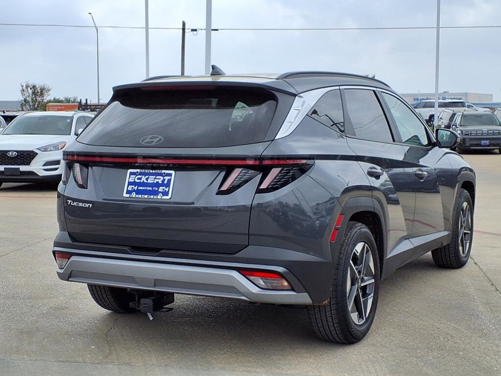 2025 Hyundai Tucson SEL Convenience photo 2
