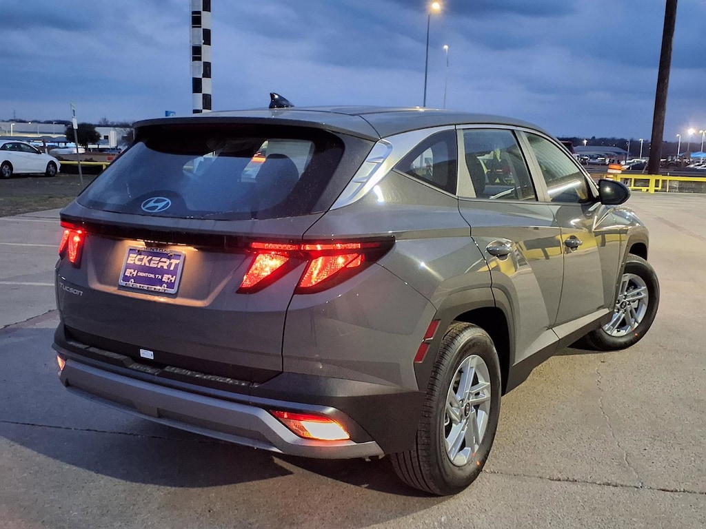 New 2026 Hyundai Tucson SE SUV